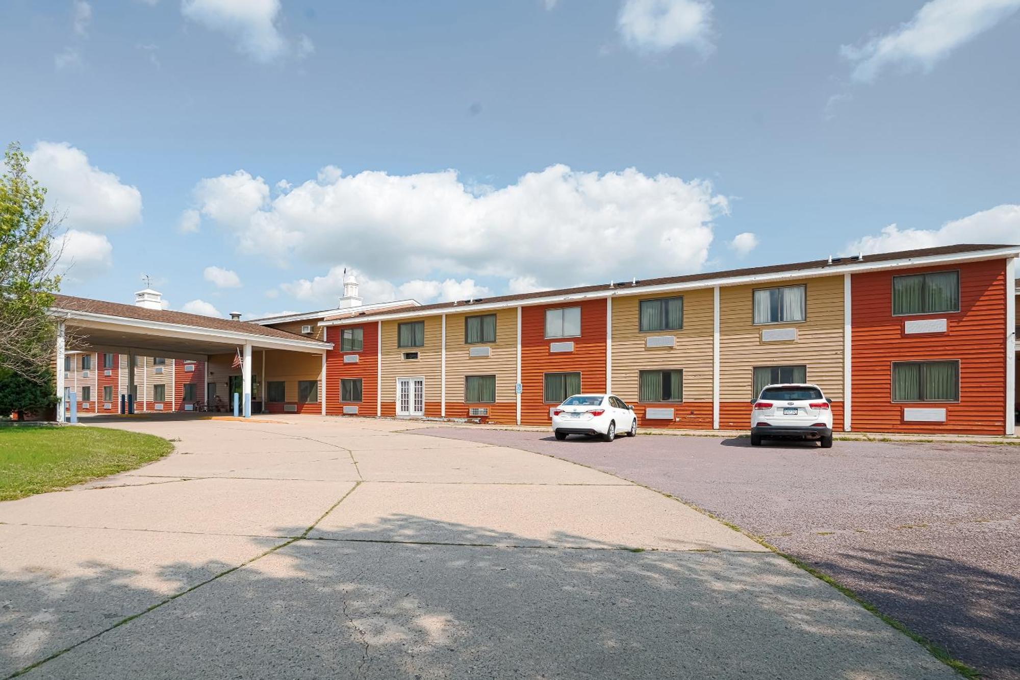 Oyo Hotel Redwood Falls Near Jackpot Casino Exterior foto